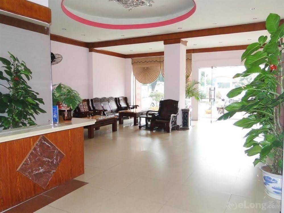 Beihai Aviation Business Hotel Екстериор снимка